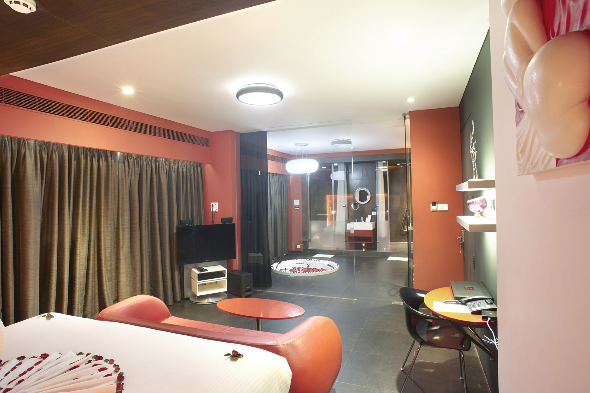 How to Choose the Best Couple Resort in North Goa