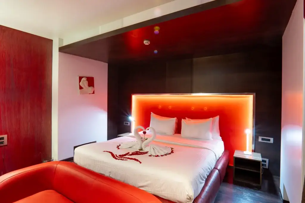 couple friendly hotels in Goa